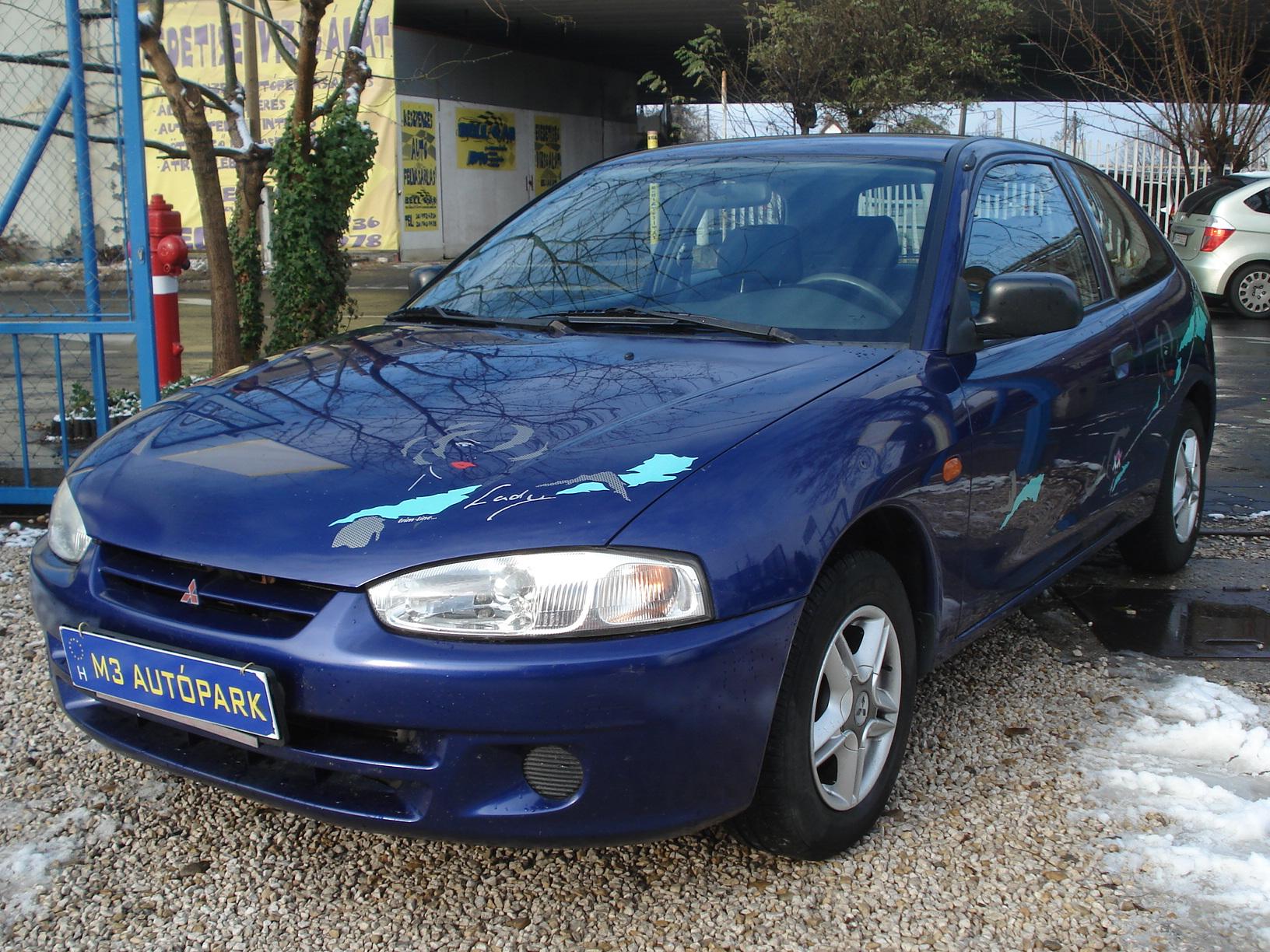 Mitsubishi colt 1999